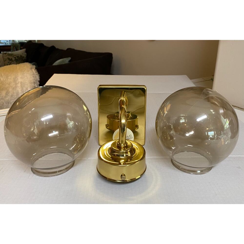 Vintage Outdoor Brass Wall Sconce Progress Light P5650 Extra Smoke Glass Globe